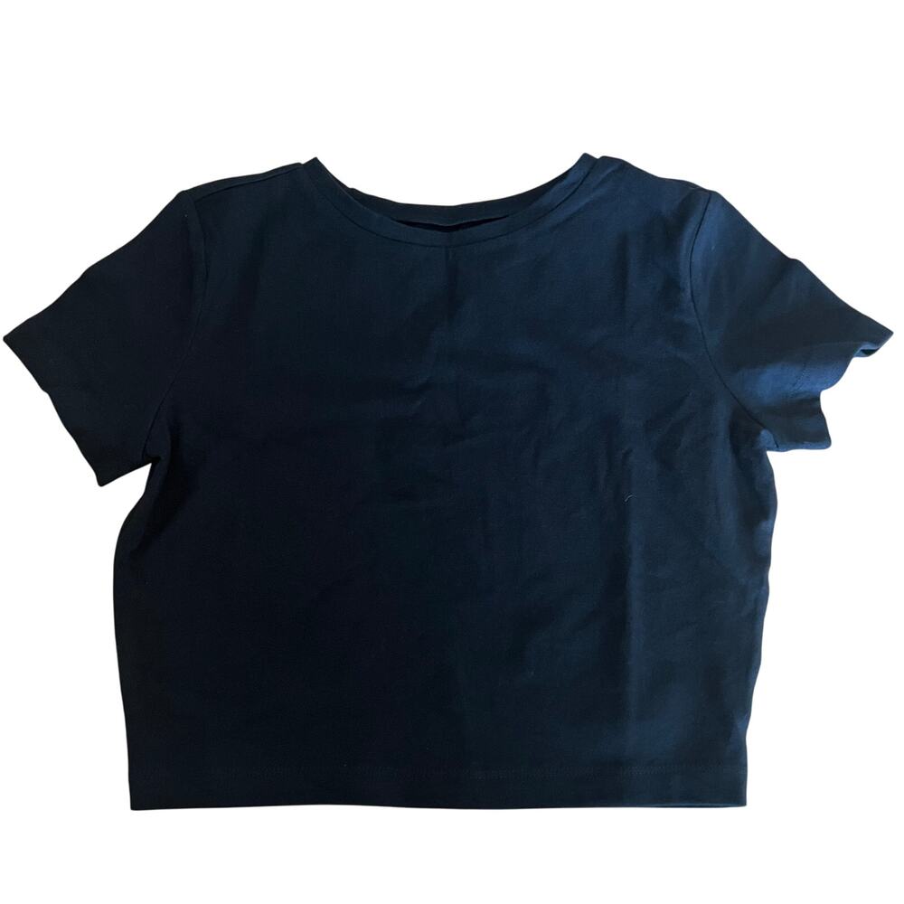 Wild Fable Women's Black Short Sleeve V-Neck Cropped T-Shirt - Size Small - NWT